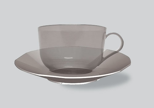 ARPLA productos plásticos. Taza y plato traslúcidos